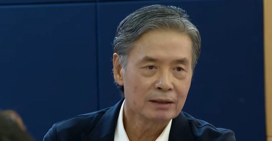金溥聰曝周美青交代盡量別讓他露面 馬英九:聽她的還我的? 金溥聰曝周美青交代盡量別讓他露面 馬英九:聽她的還我的?