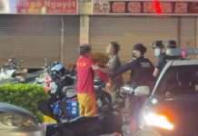 「醉」失控!中壢男酒後咆哮揮拳襲警 下秒慘被壓制在地 「醉」失控!中壢男酒後咆哮揮拳襲警 下秒慘被壓制在地