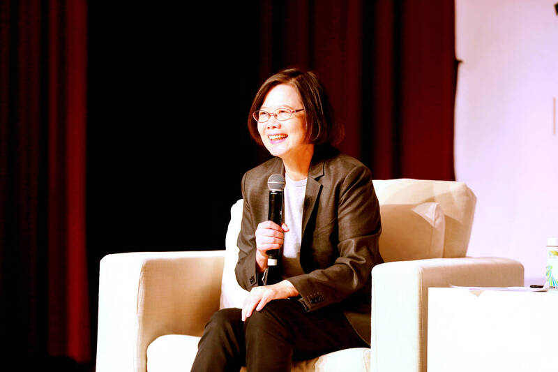 北醫演講分享執政心路 蔡英文喊話讓世界覺得「不能沒有台灣」 北醫演講分享執政心路 蔡英文喊話讓世界覺得「不能沒有台灣」