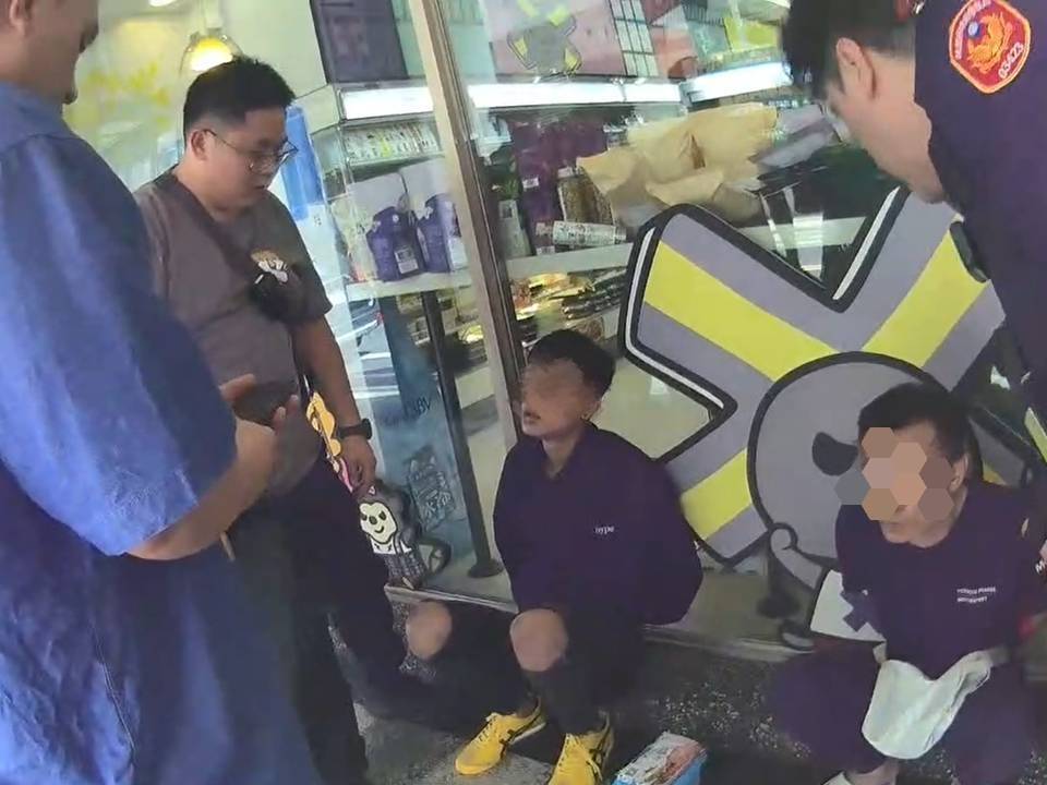 桃園區超商面交金融卡露餡 通緝犯、外籍車手狼狽落網 2545902 0