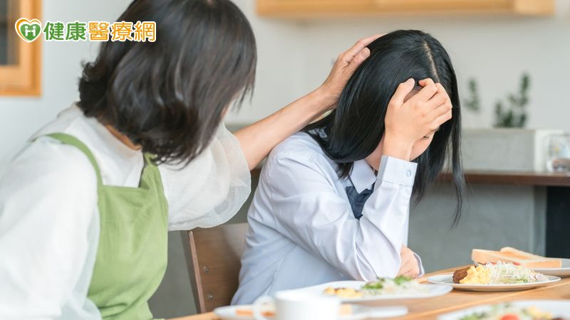 國中女聰明卻拖拉甚至自傷 醫:別讓「安靜型過動」誤了孩子 國中女聰明卻拖拉甚至自傷 醫:別讓「安靜型過動」誤了孩子