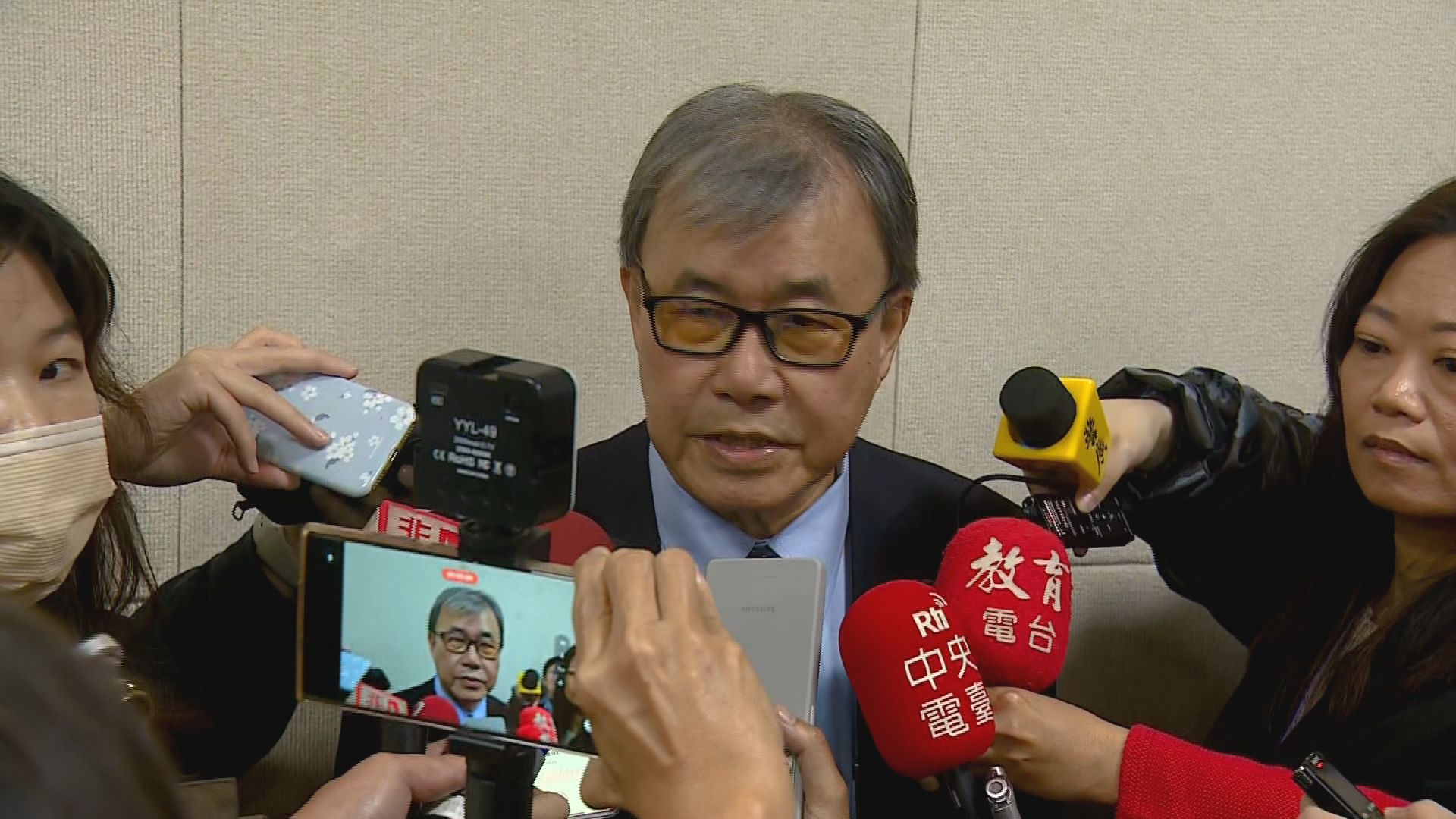 中生依親來台「繁星上台大」居留將過期 教長:現行法律沒空間 中生依親來台「繁星上台大」居留將過期 教長:現行法律沒空間