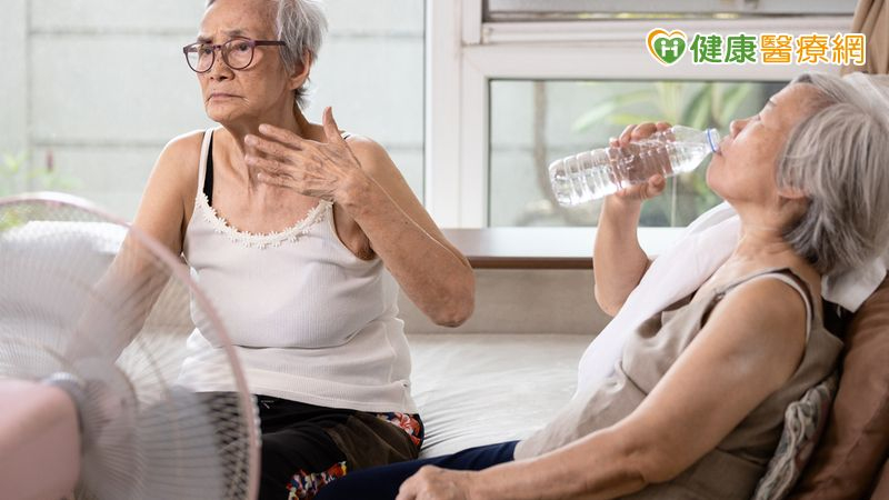 熱到生氣卻堅持不開冷氣?熱壓力恐讓大腦瞻妄風險增 醫教三招降溫 熱到生氣卻堅持不開冷氣?熱壓力恐讓大腦瞻妄風險增 醫教三招降溫
