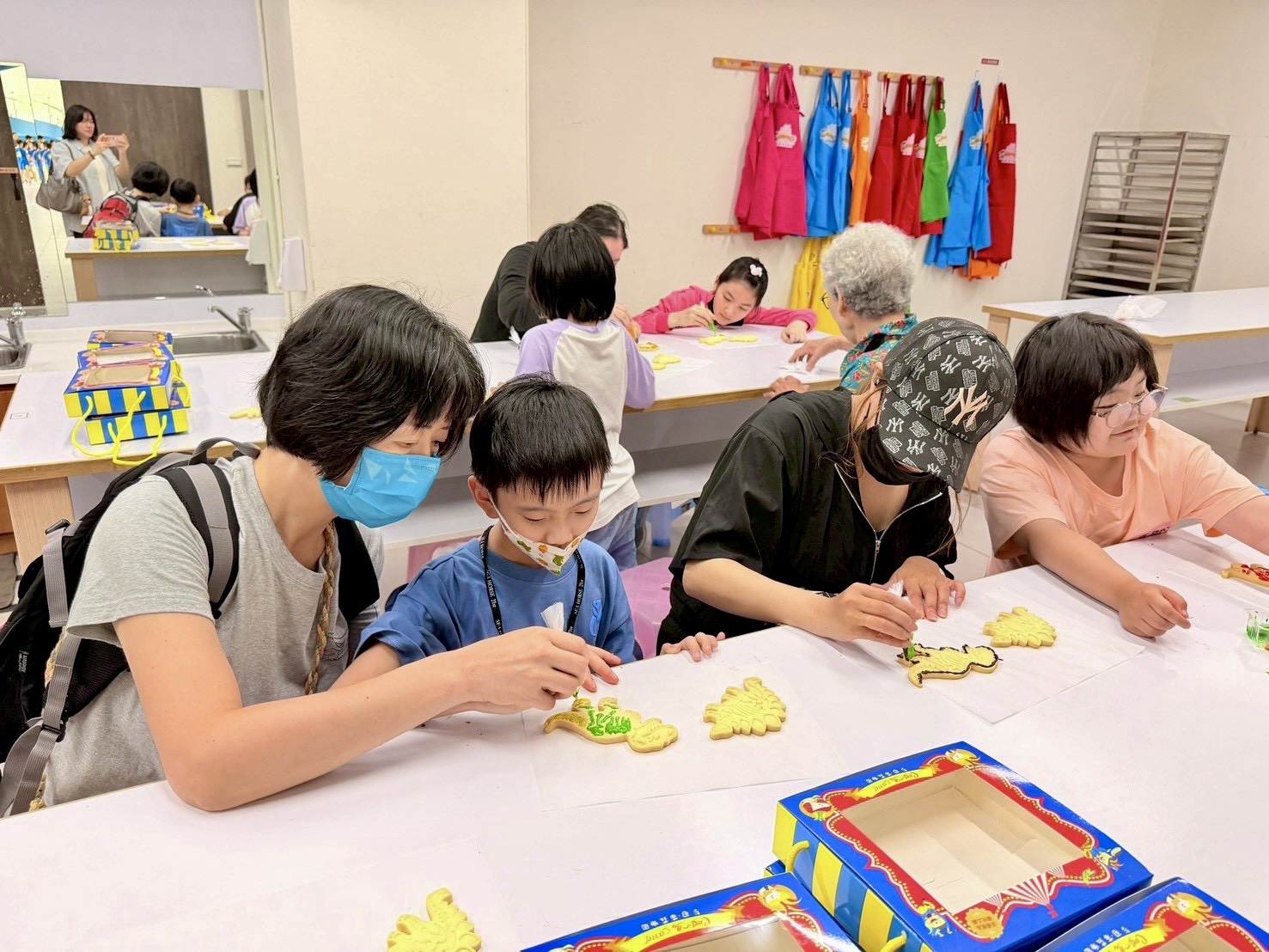桃捷與金格食品攜手做公益 聯名蛋糕銷售所得5%回饋社會 51