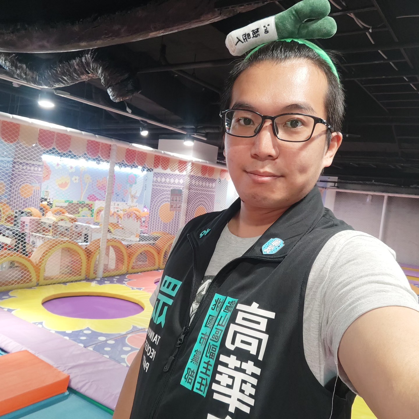 前民眾黨龜山區主任高華宏宣布退黨 不滿「外來的人」被徵召 前民眾黨龜山區主任高華宏宣布退黨 不滿「外來的人」被徵召