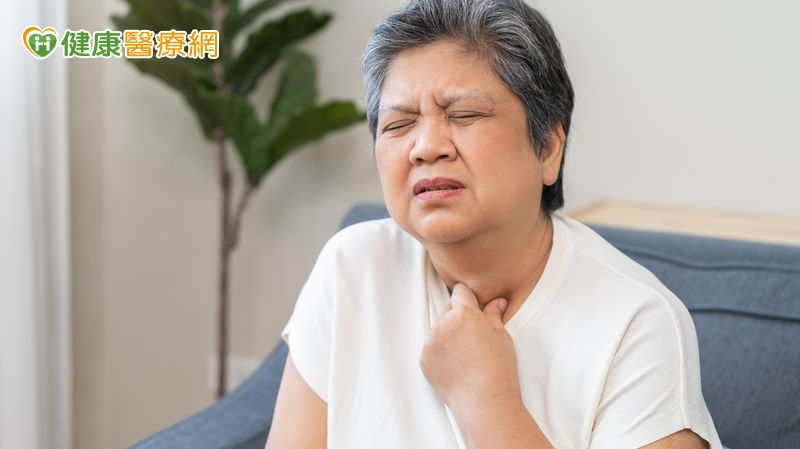 胸口卡卡竟是罕見「食道弛緩不能症」 !新式檢查助精準揪出問題 胸口卡卡竟是罕見「食道弛緩不能症」 !新式檢查助精準揪出問題