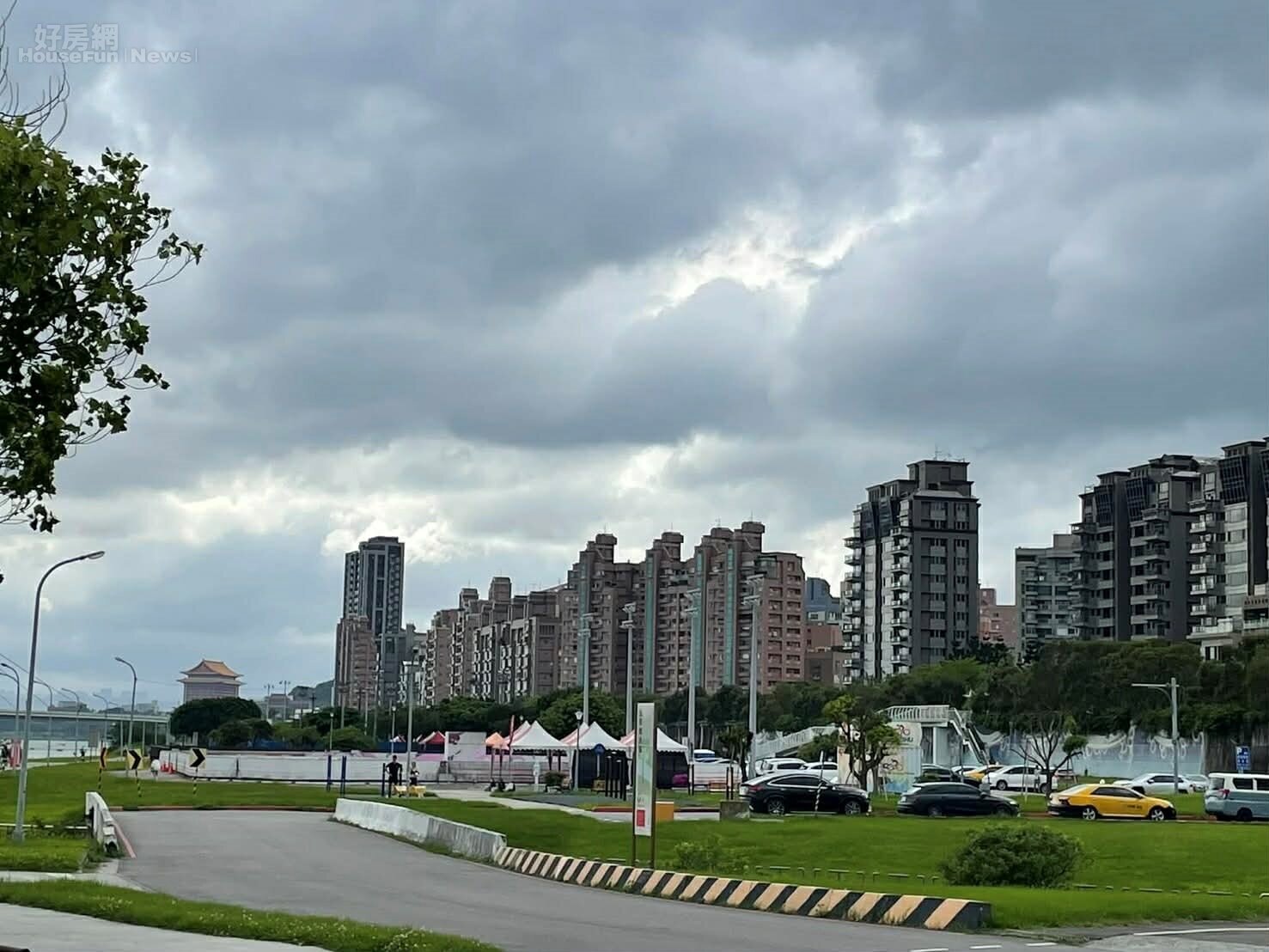中東戰事衝擊鈍化與信用管制併行 4月全台房市回穩 中東戰事衝擊鈍化與信用管制併行 4月全台房市回穩