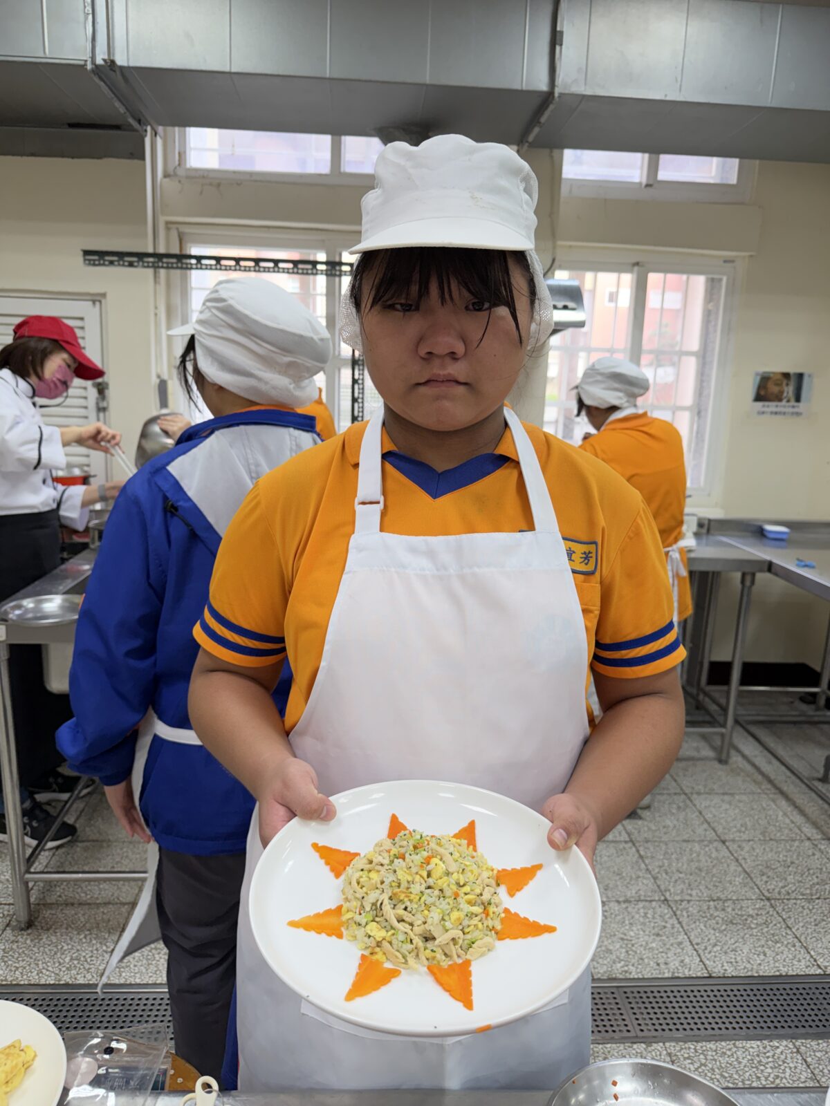 桃園國中技藝競賽光明國中展實力 蔡宜芳烏昕玥奪餐旅雙冠軍 768978 0