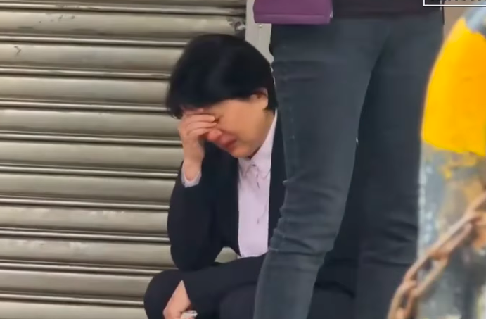 三班護病比入法場外痛哭「被逼含淚投票」? 邱慧洳駁:只有哭講對 三班護病比入法場外痛哭「被逼含淚投票」? 邱慧洳駁:只有哭講對