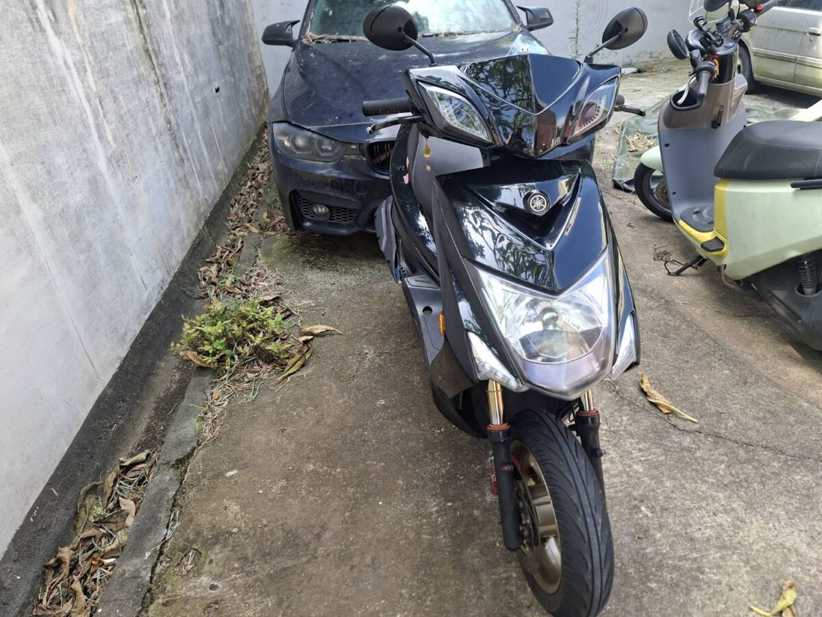 掩護無牌車逃逸!蘆竹無照山道猴惡意擋警 重罰12萬9下場慘了 818651 0