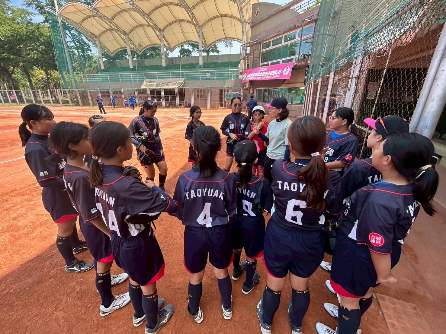 桃市錦興國小女壘隊成軍僅2年 勇奪全國壘球聯賽乙級第8名 832617 0