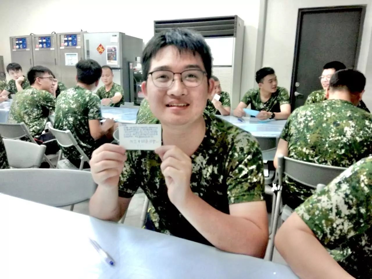 陸軍三支部補油庫桃園分庫慶母親節 家屬驚喜影片溫馨傳愛 陸軍三支部補油庫桃園分庫慶母親節 家屬驚喜影片溫馨傳愛