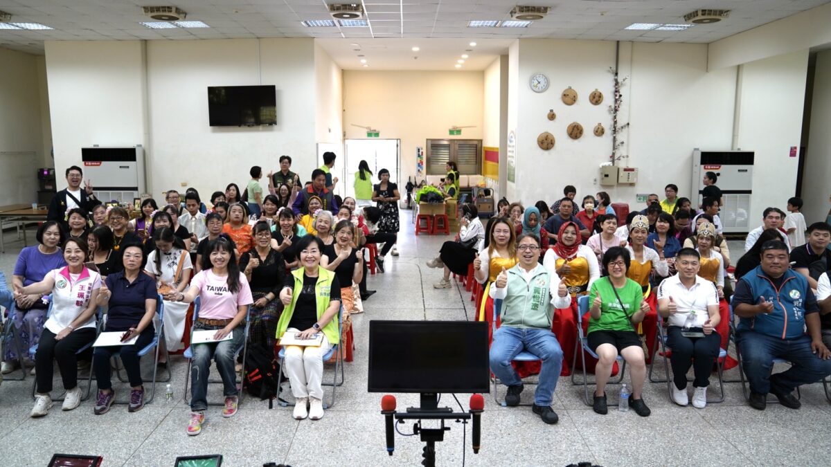 民進黨桃園市黨部飄端午香 15組異國粽比拚吸百人參與 S 114819140