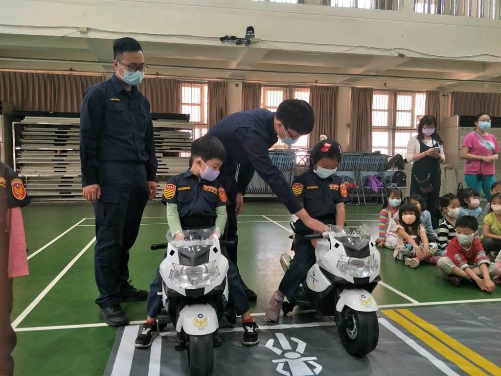 桃園通學廊道改善、交安扎根教育展成效 國中小周邊事故大減1成5 S 55255063