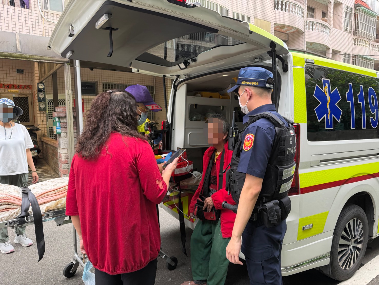 新屋獨居翁連日未露面鄰居急報案 頭洲警緊急入屋查看化解驚魂 S 83574820 0