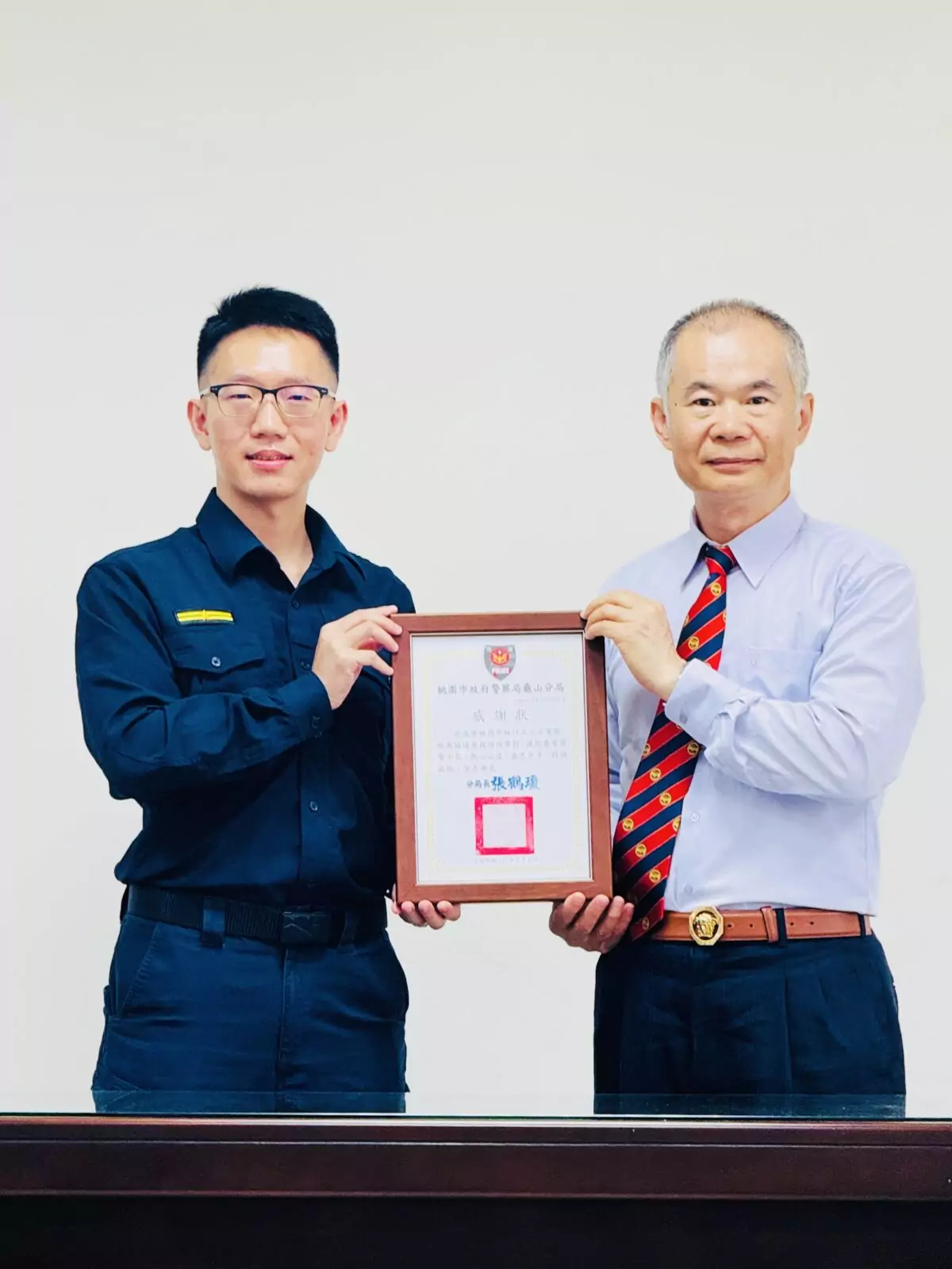 林口工三廠協會捐按摩椅 助龜山警舒壓護健康 S 89235654 0