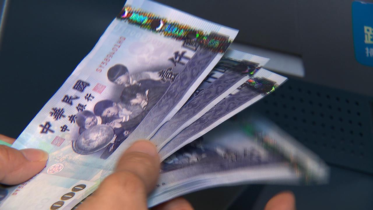 年輕工程師不買電視、車 拚30歲前存到5千萬退休金 年輕工程師不買電視、車 拚30歲前存到5千萬退休金