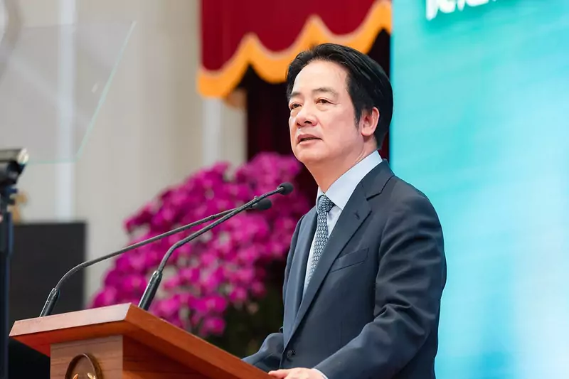 賴清德宣布兒少月領5千津貼 「6到18歲每月撥出2500」政府幫你投資 賴清德宣布兒少月領5千津貼 「6到18歲每月撥出2500」政府幫你投資