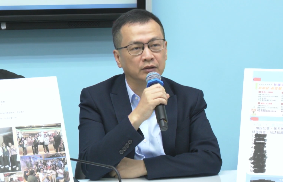 馬英九提告蕭旭岑、王光慈背信侵占 羅智強嘆:蝸牛角上爭何事 馬英九提告蕭旭岑、王光慈背信侵占 羅智強嘆:蝸牛角上爭何事