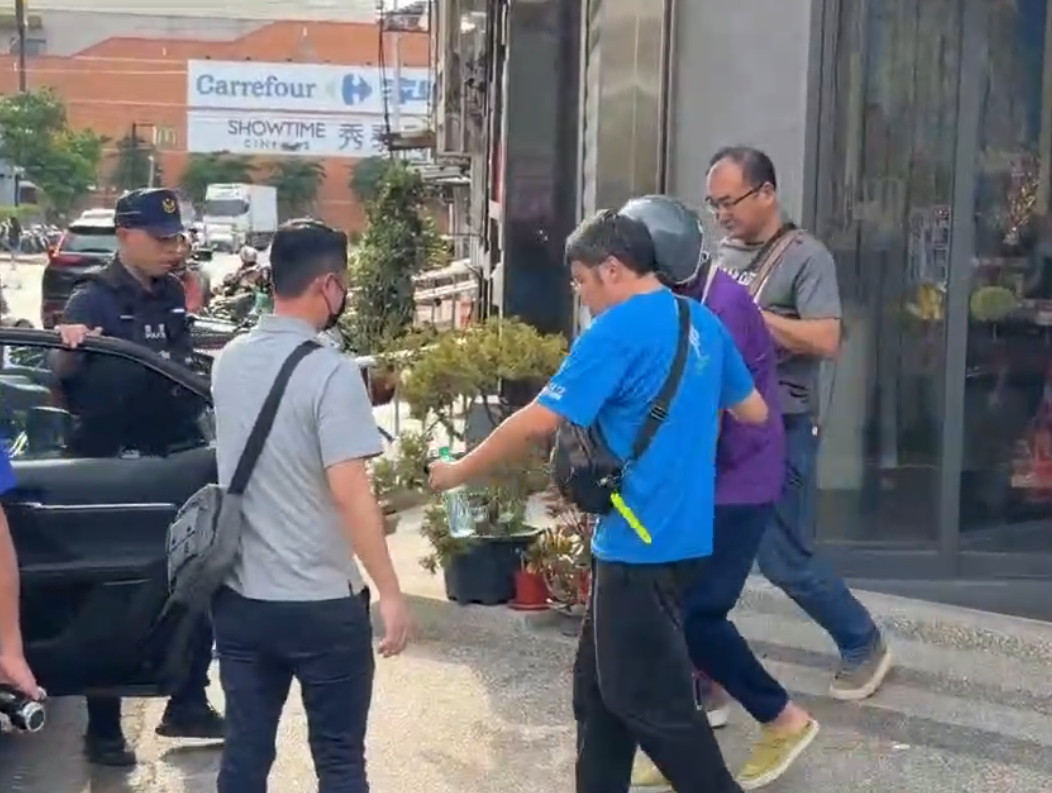 曾蔡美佐宅遭闖受傷住院 雲檢提訊蔡晉財地毯式勘查 曾蔡美佐宅遭闖受傷住院 雲檢提訊蔡晉財地毯式勘查