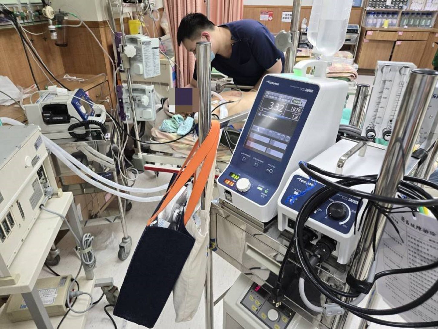 屏南重症救治關鍵戰 安泰醫院葉克膜團隊與時間賽跑 屏南重症救治關鍵戰 安泰醫院葉克膜團隊與時間賽跑