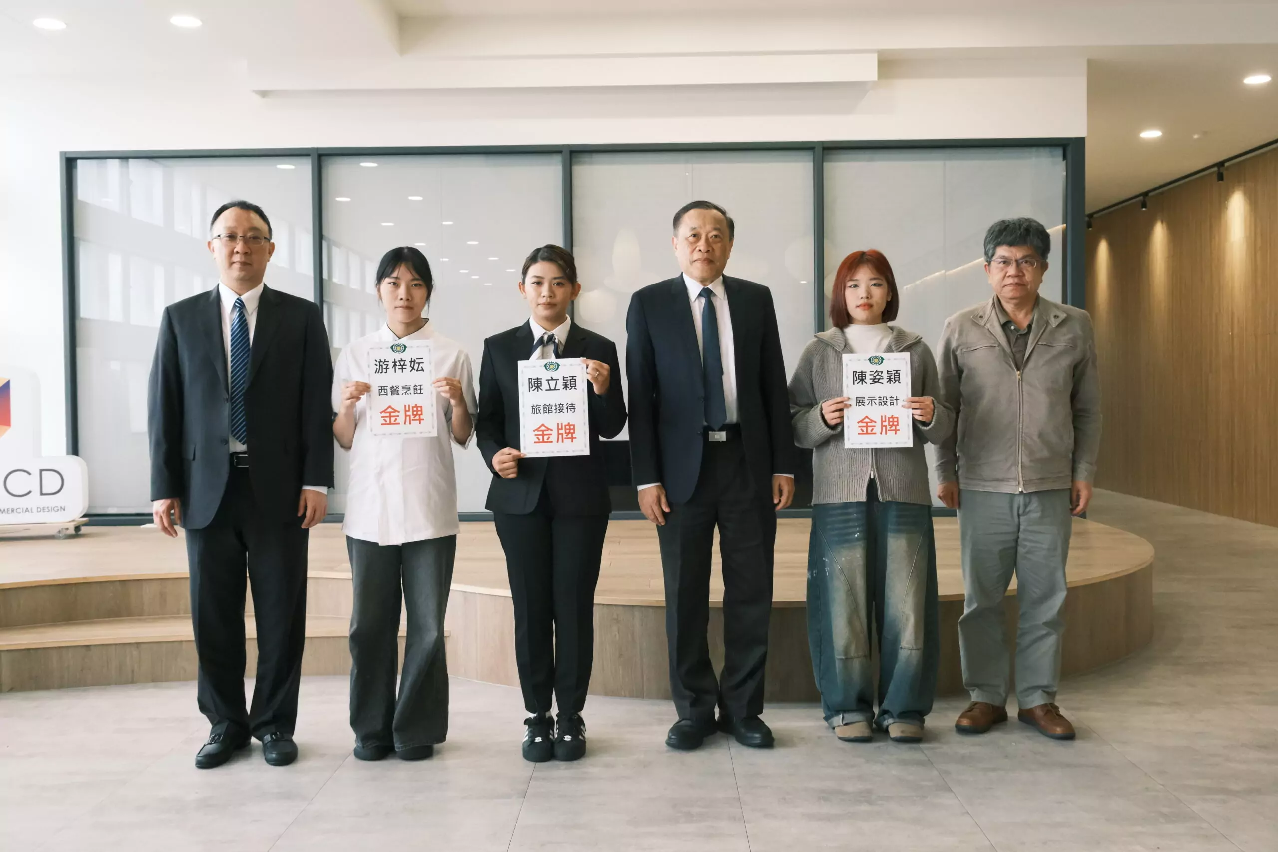 萬能科大獲服務業最愛私立科大全台第一 學子稱霸全國技能競賽 h69e5464 scaled