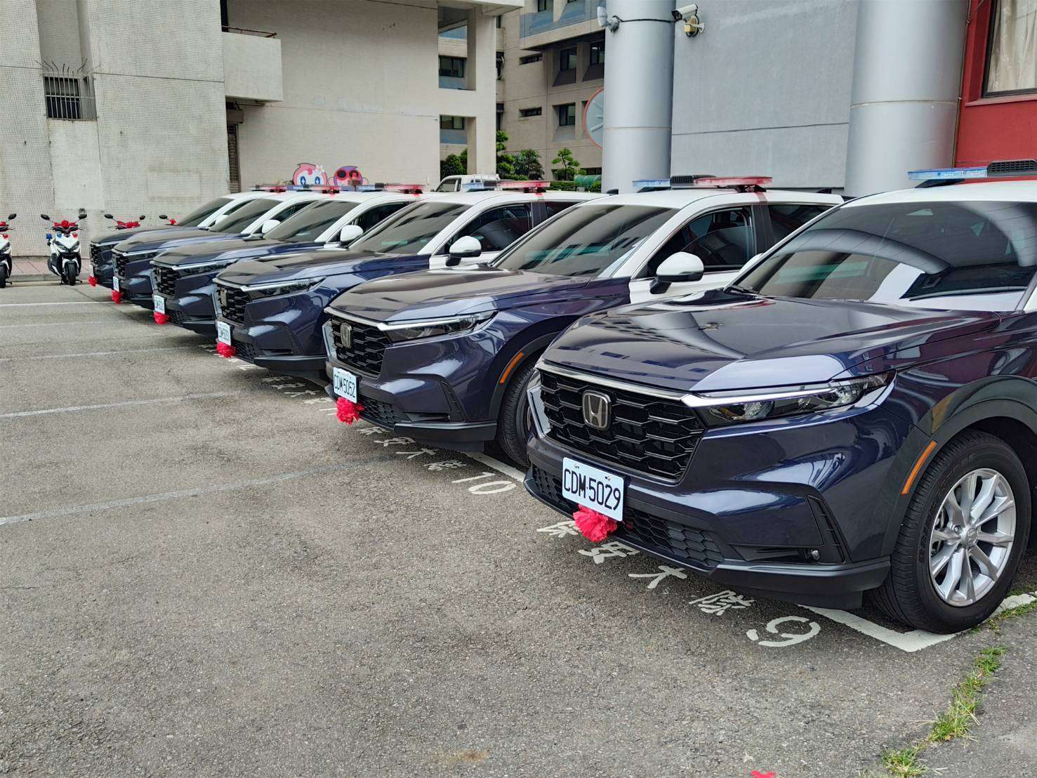 桃園編7250萬汰換201輛警車 引進防滑機車保障員警執勤安全 桃園編7250萬汰換201輛警車 引進防滑機車保障員警執勤安全