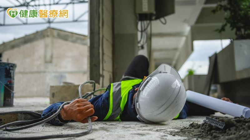 觸電心跳停止「旁人別碰!」雙軌救護搶回一命 觸電心跳停止「旁人別碰!」雙軌救護搶回一命