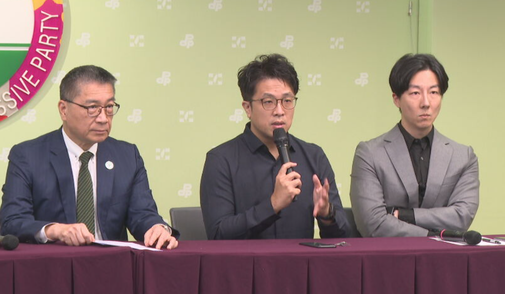 沈伯洋遭指黑熊募款「很會賺」 吳崢反駁、徐國勇批不正當連結 沈伯洋遭指黑熊募款「很會賺」 吳崢反駁、徐國勇批不正當連結