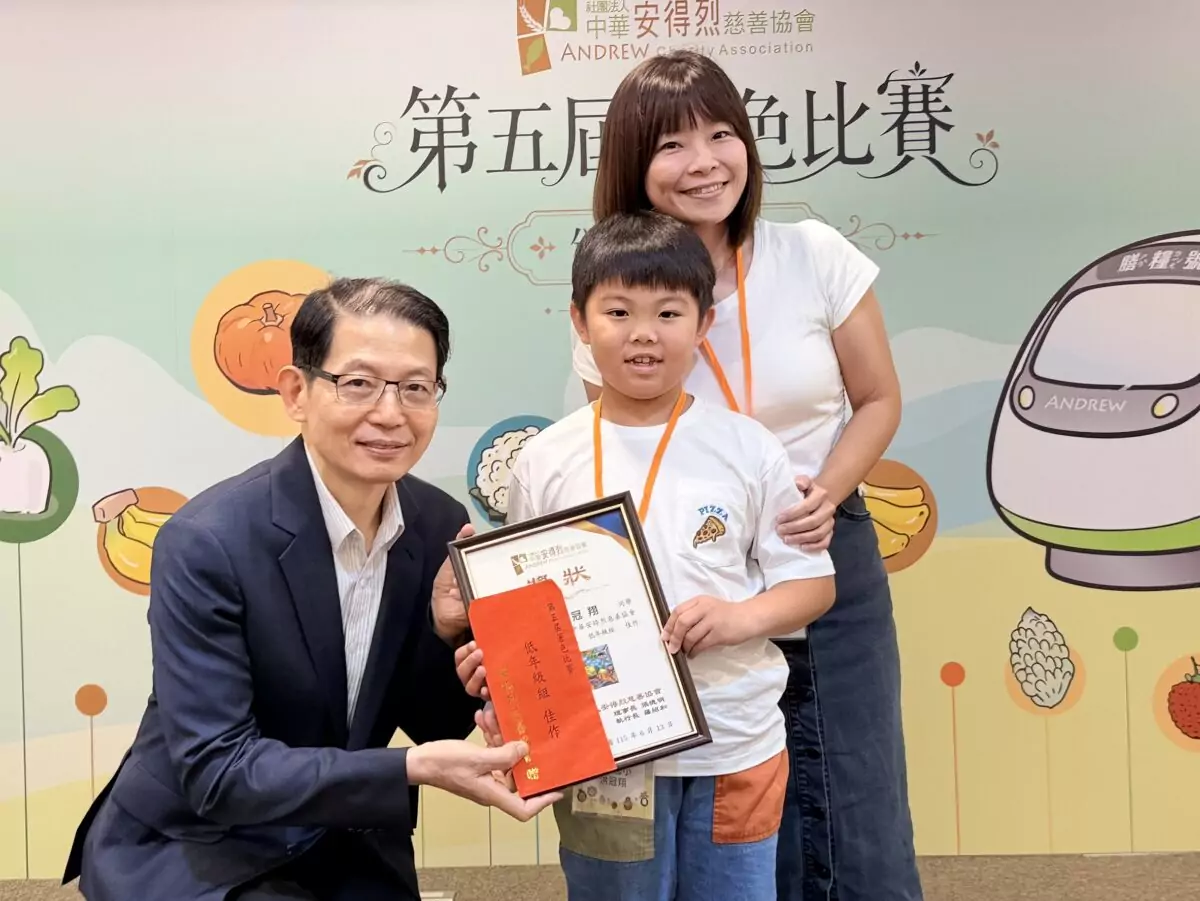 用畫筆守護地球!安得烈執行長羅紹和推惜食展 互動牆高市圖登場 3