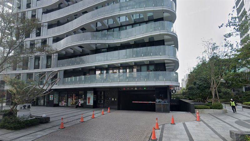 送子鳥生殖中心台北院區捲入偷拍疑雲 負責人、現場經理20萬交保 送子鳥生殖中心台北院區捲入偷拍疑雲 負責人、現場經理20萬交保