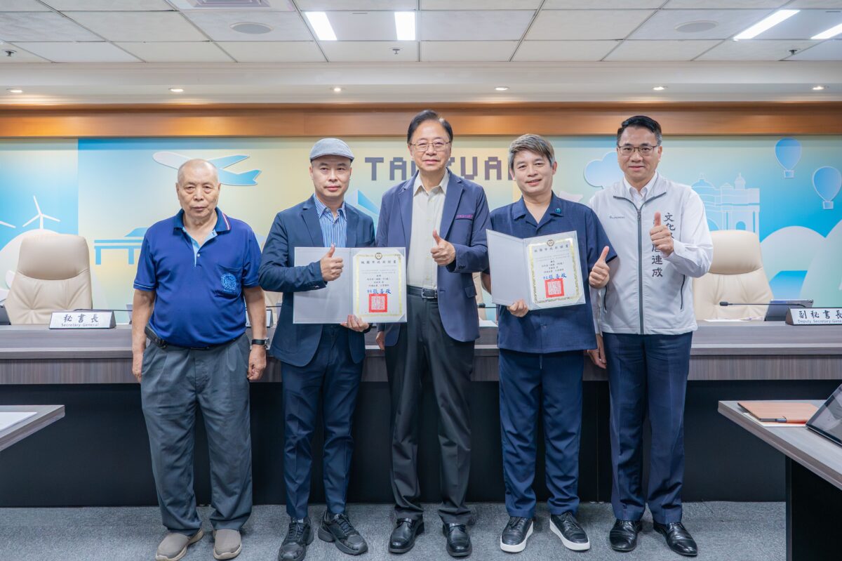 致力保存纏花、粧佛珍貴傳藝 張善政授證2無形文資保存者 62c2301b f648 449b acb4 9907bdff7d97