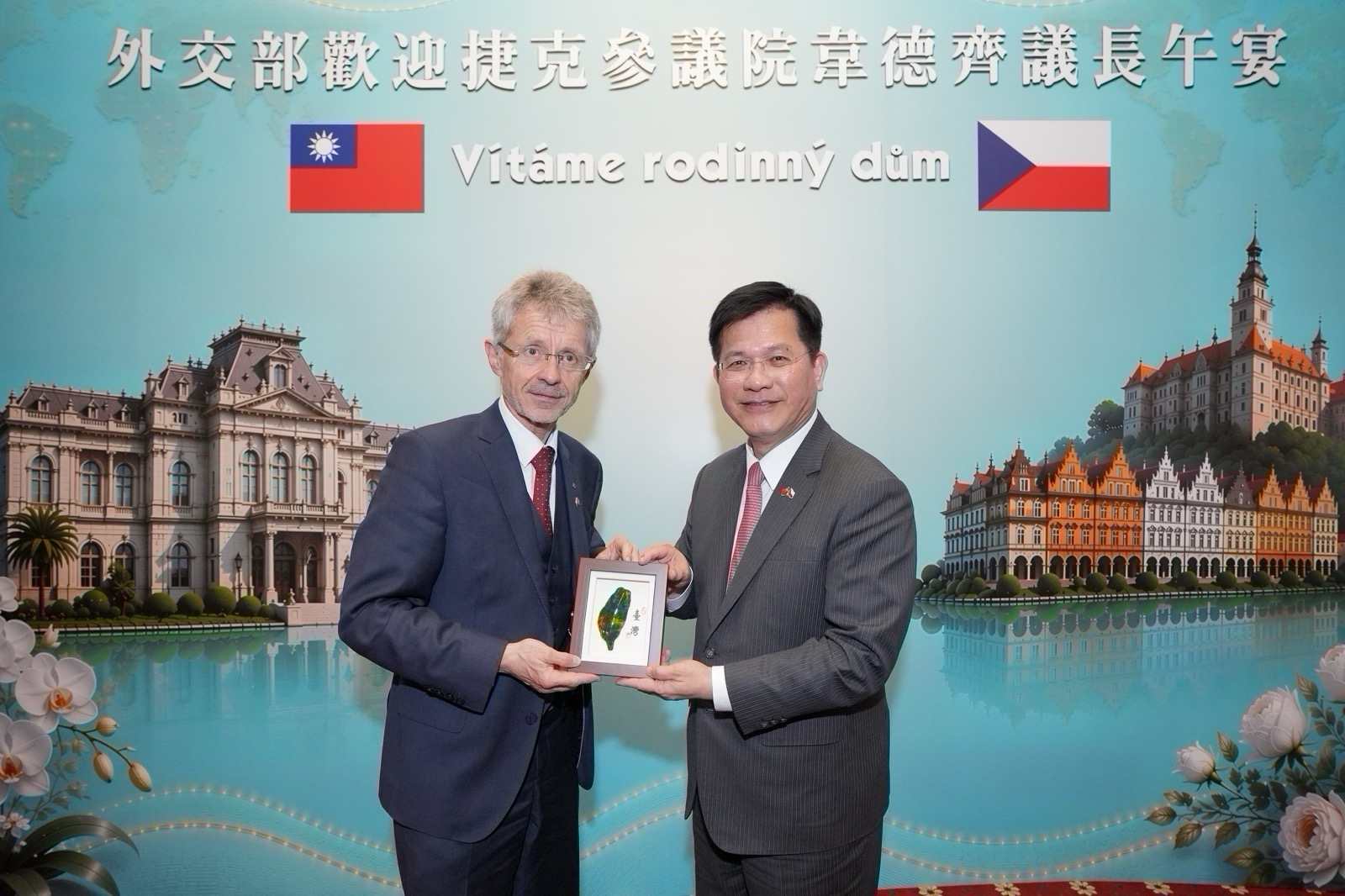 不受中國制裁紐西蘭議員影響 捷克議長韋德齊:別因施壓而屈服 不受中國制裁紐西蘭議員影響 捷克議長韋德齊:別因施壓而屈服