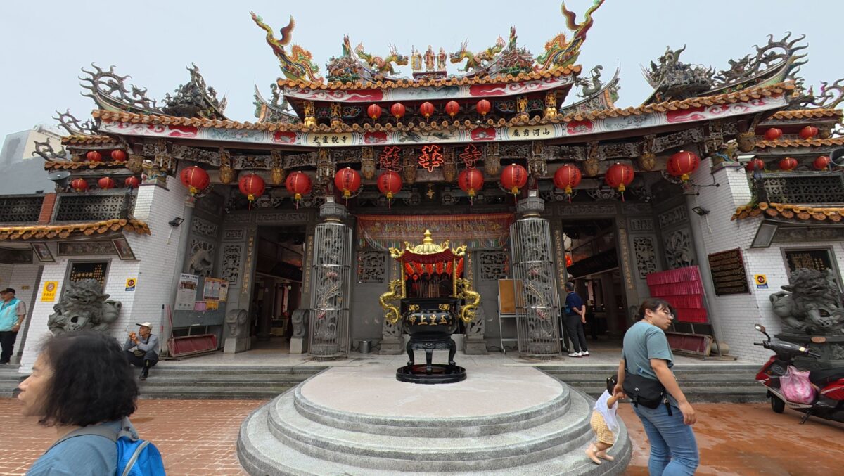 從包粽到二手市集 桃園蓮華寺70週年慶典帶孩子學環保 LINE ALBUM 20260613 蓮華寺親子包粽 260613 5 1