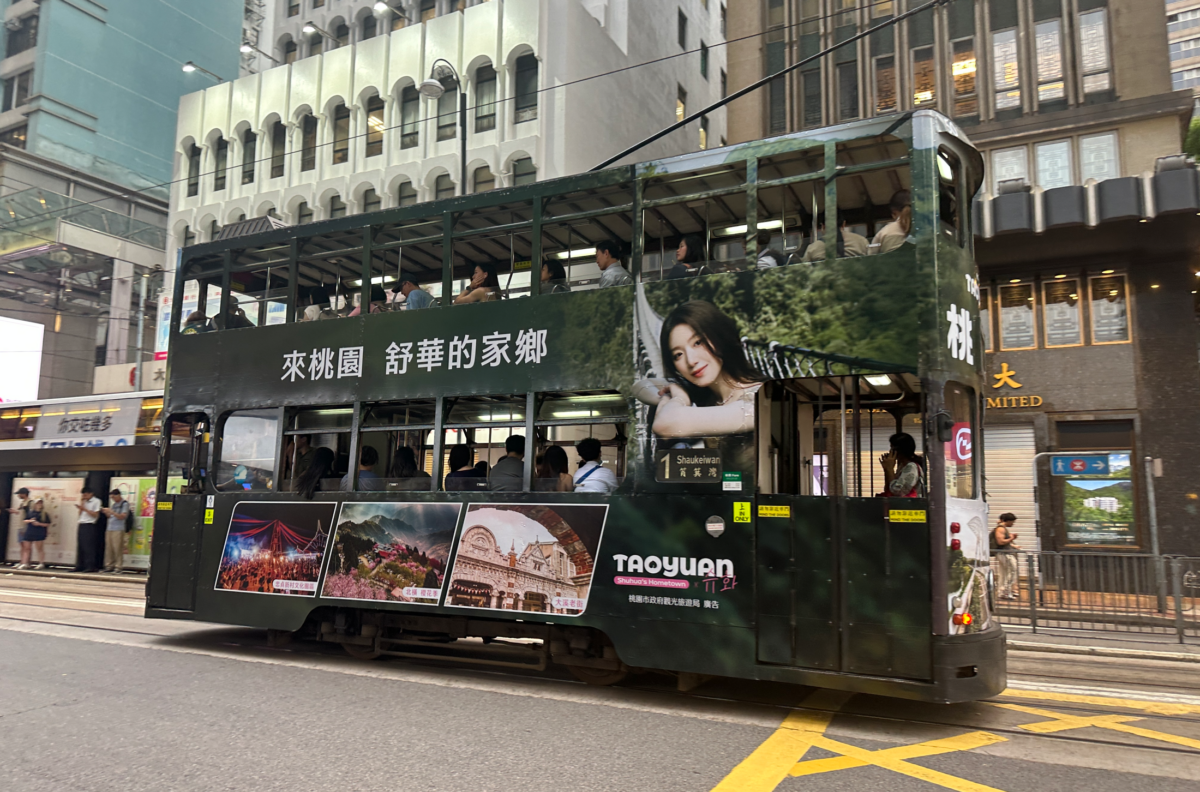 桃園觀光進軍國際!i-dle舒華登上叮叮車、樟宜機場 搶攻星港旅客 S 111984647 0