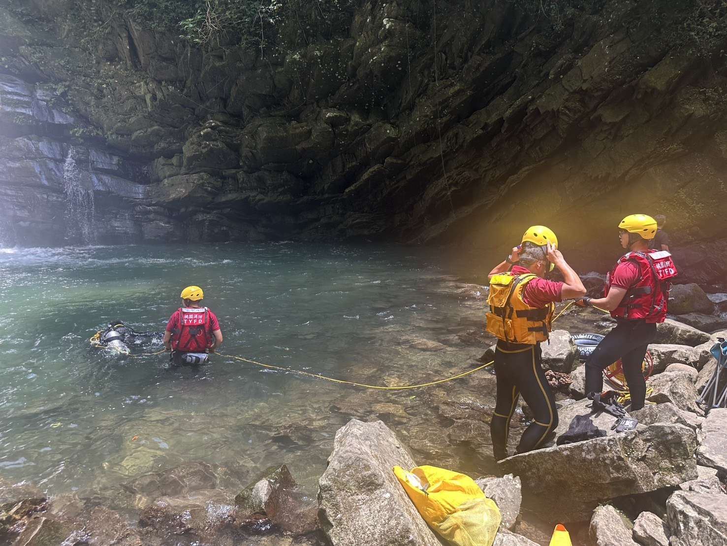 闖復興優霞雲瀑布戲水 桃園17歲男遭暗流捲入喪命