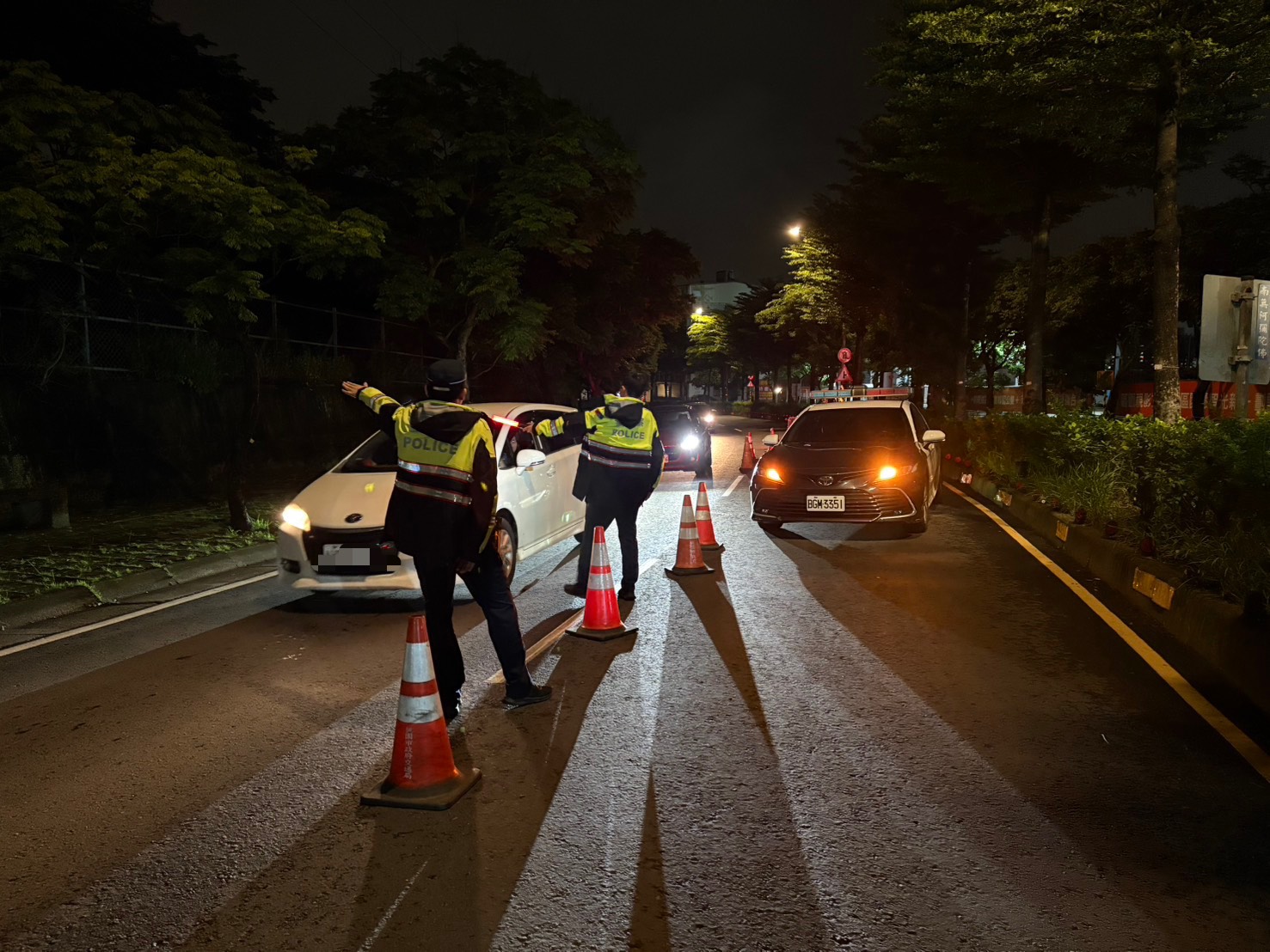 不分晝夜抓毒駕!楊梅警單日動員30人 鐵腕淨化八大熱點 不分晝夜抓毒駕!楊梅警單日動員30人 鐵腕淨化八大熱點