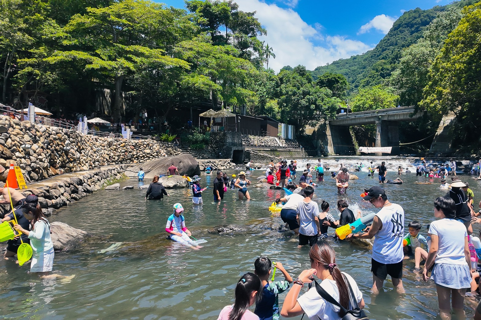 桃園唯一合法溪流戲水區在這!端午連假單日吸1500人造訪消暑 S 95649795 0