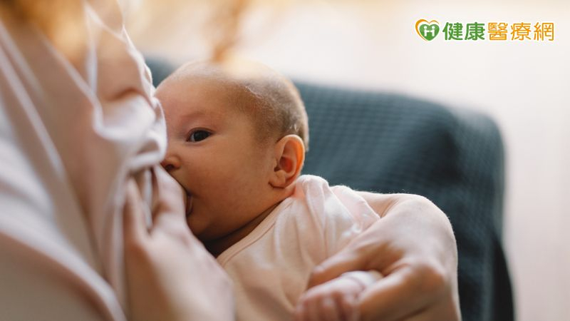 新手媽咪哺乳痛到想放棄!婦醫傳授乳房護理+保養五大重點 新手媽咪哺乳痛到想放棄!婦醫傳授乳房護理+保養五大重點