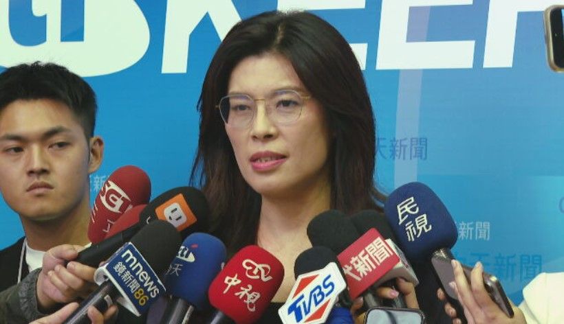 鄭麗文護航饒慶鈴喊「白色恐怖幽魂」 陸委會:中共擾台不見她批評 鄭麗文護航饒慶鈴喊「白色恐怖幽魂」 陸委會:中共擾台不見她批評