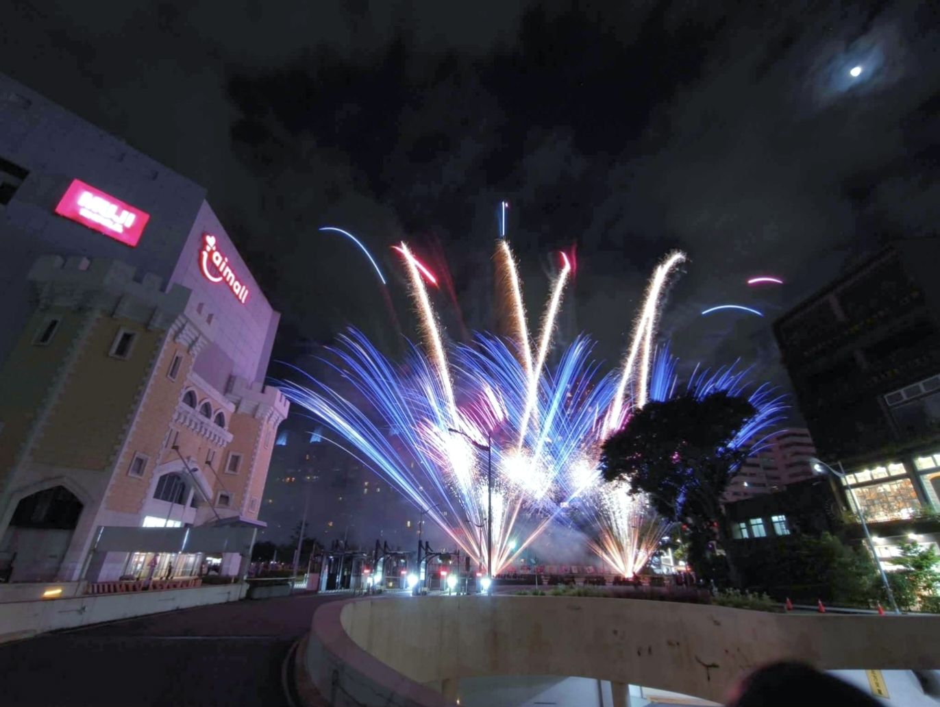 台茂27週年慶登場​ 300秒煙火無人機秀點亮桃園暑假