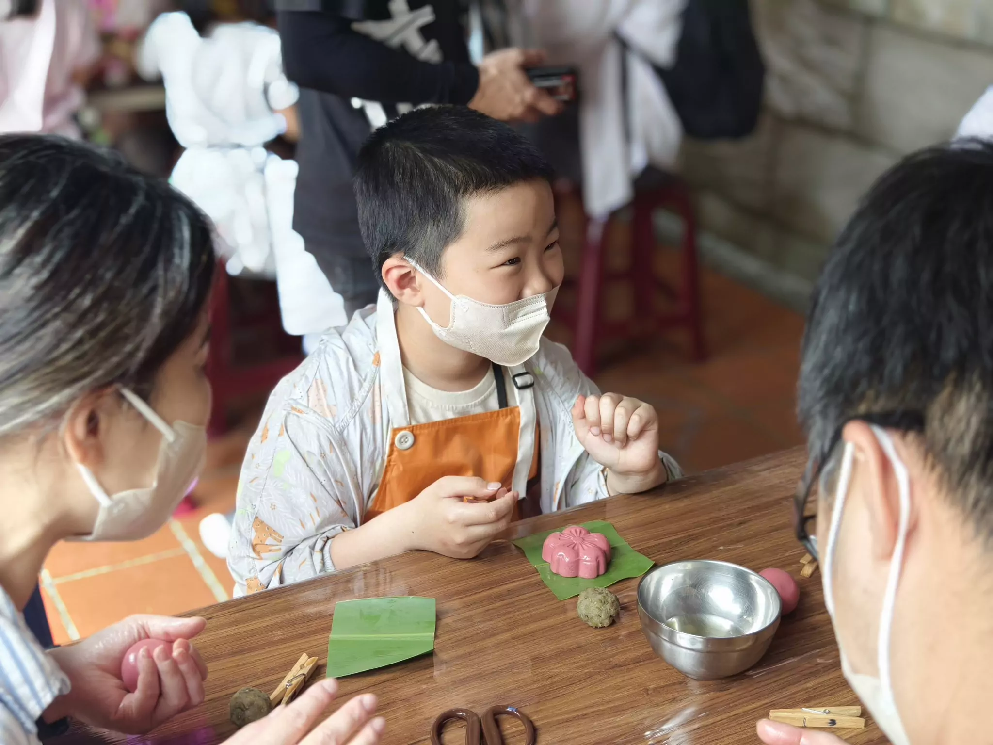 親子共同製作客家粄食，感受客家粄食文化魅力