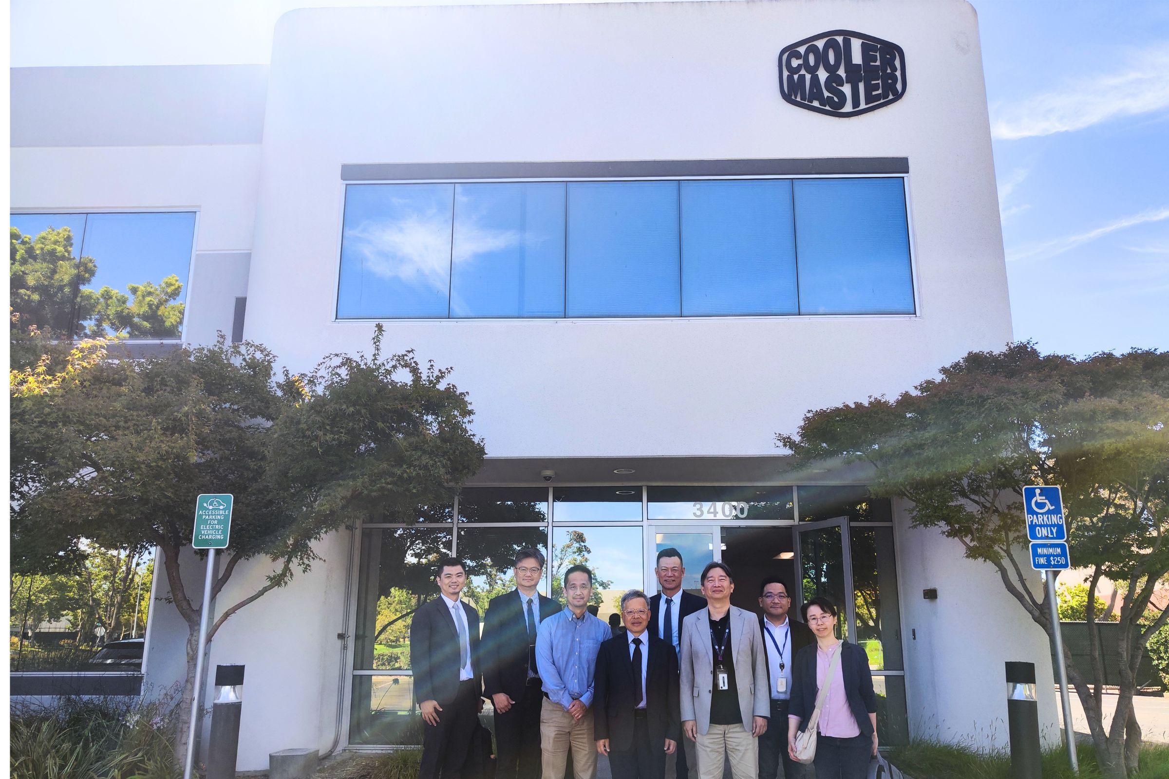 中央大學校長蕭述三率團訪美 與美超微總裁梁見厚深度交流 1150713 02