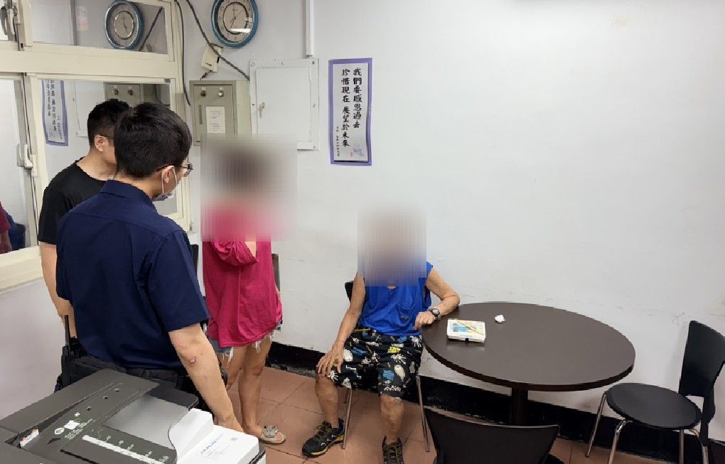 蘆竹7旬騎士迷途險中暑 警靠1招查身分助團圓 847981