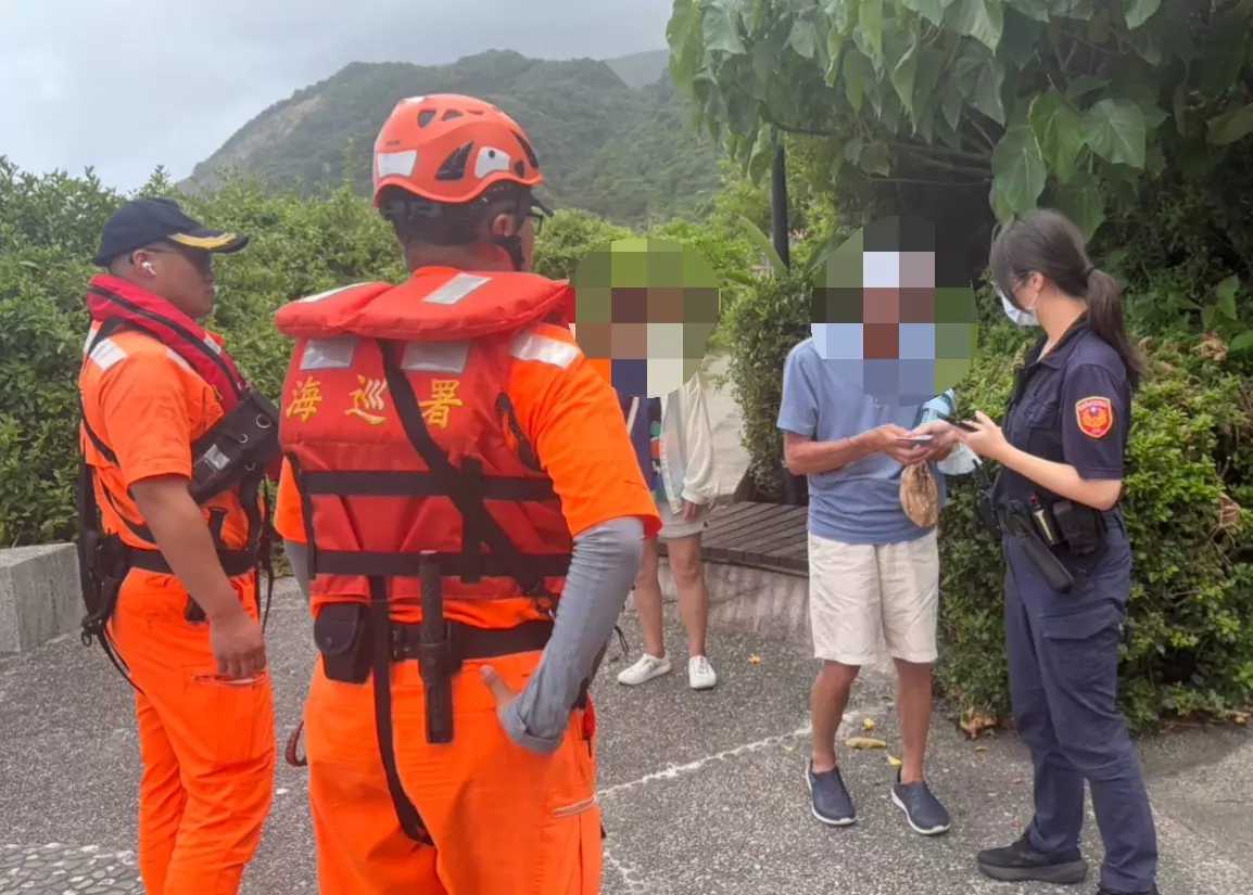 颱風天玩命?桃園5人風箏衝浪拒上岸 海巡會同警方強勢開單 S 191135831 0