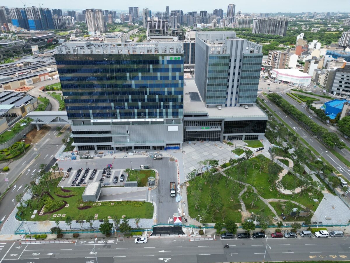 桃市府檢核置地廣場航高案 建管處協助超高拆除變更 S 707321861 0